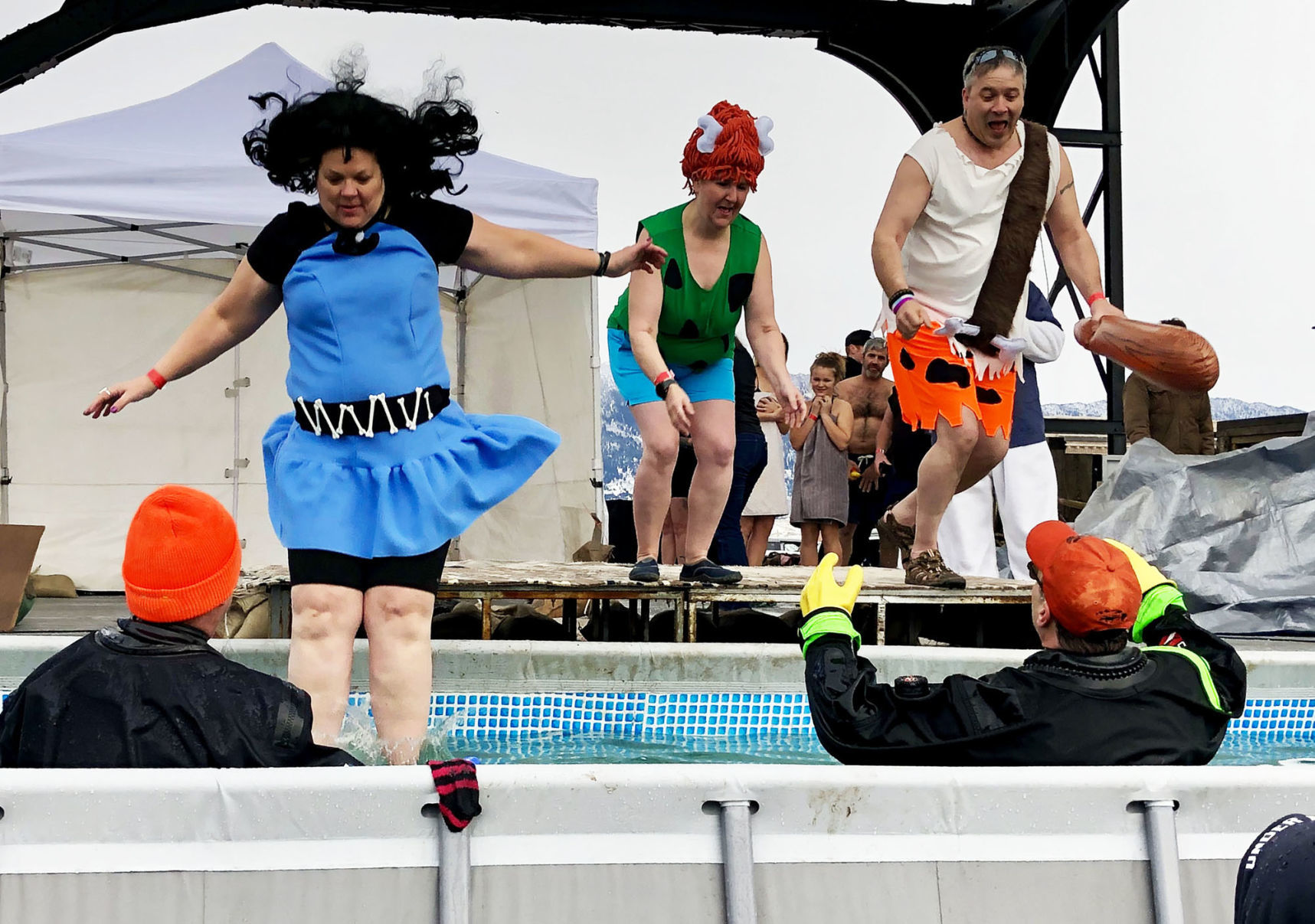 2020 SnöFlinga polar plunge